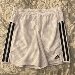 Girls Adidas white athletic shorts size 10/12
